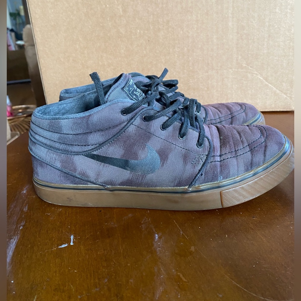 Stefan Janoski Nike skate shoes